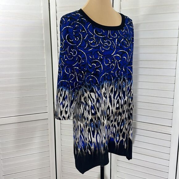 Chico’s Travelers Tunic Size 1 (8) Top Medium NWOT - Picture 5 of 16